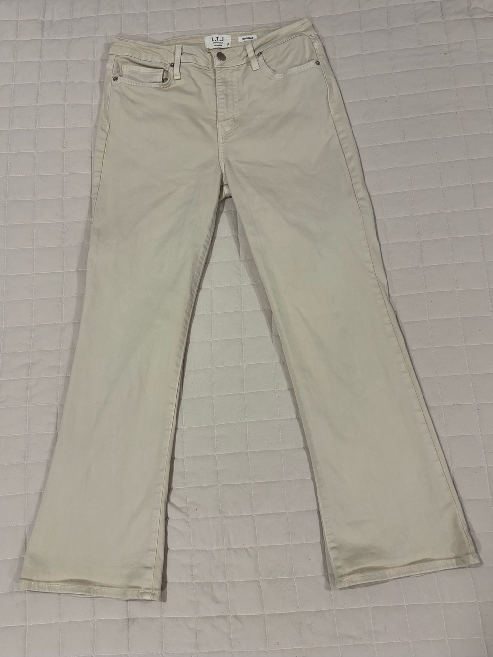 Letter to Juliet LTJ Bambino Cream Cropped Kick Flare Pants Size 28 Stretch